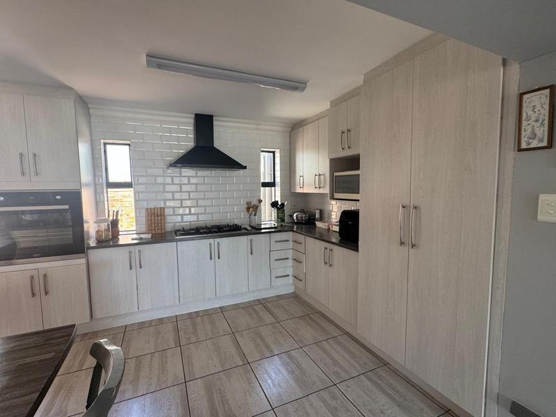 3 Bedroom Property for Sale in Hartenbos Western Cape